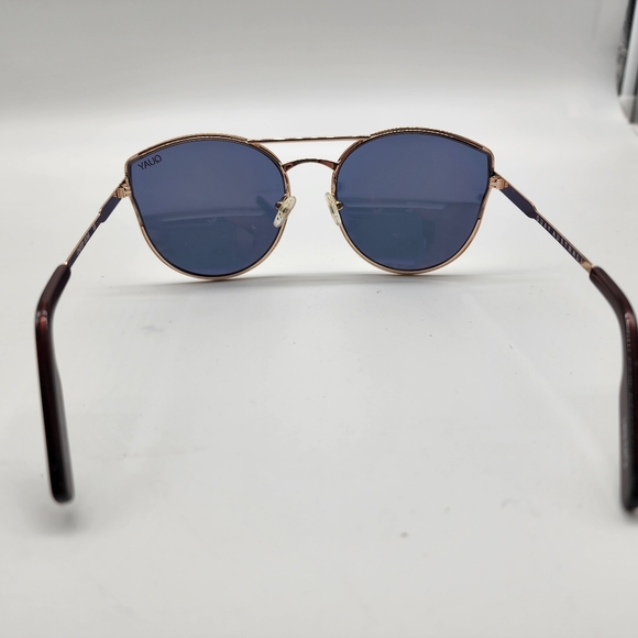 Quay Multi Colour Mirror Len Gold Tone Oversized Sunglasses - Picture 8 of 16